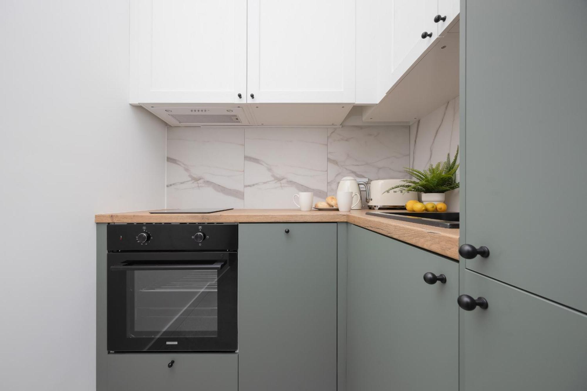 Elegancki Dla 4 Osob W Warszawie By Renters Apartament