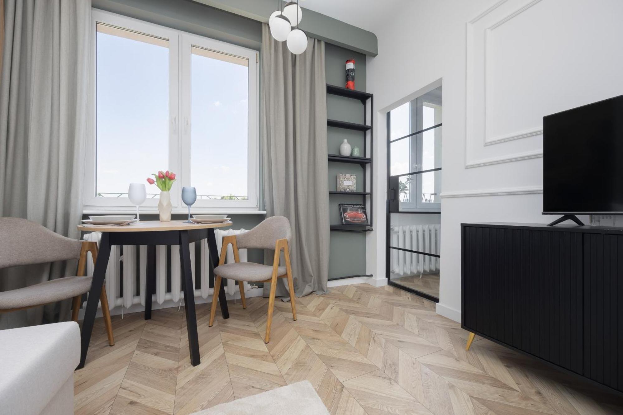 Elegancki Dla 4 Osob W Warszawie By Renters Apartament Warszawa