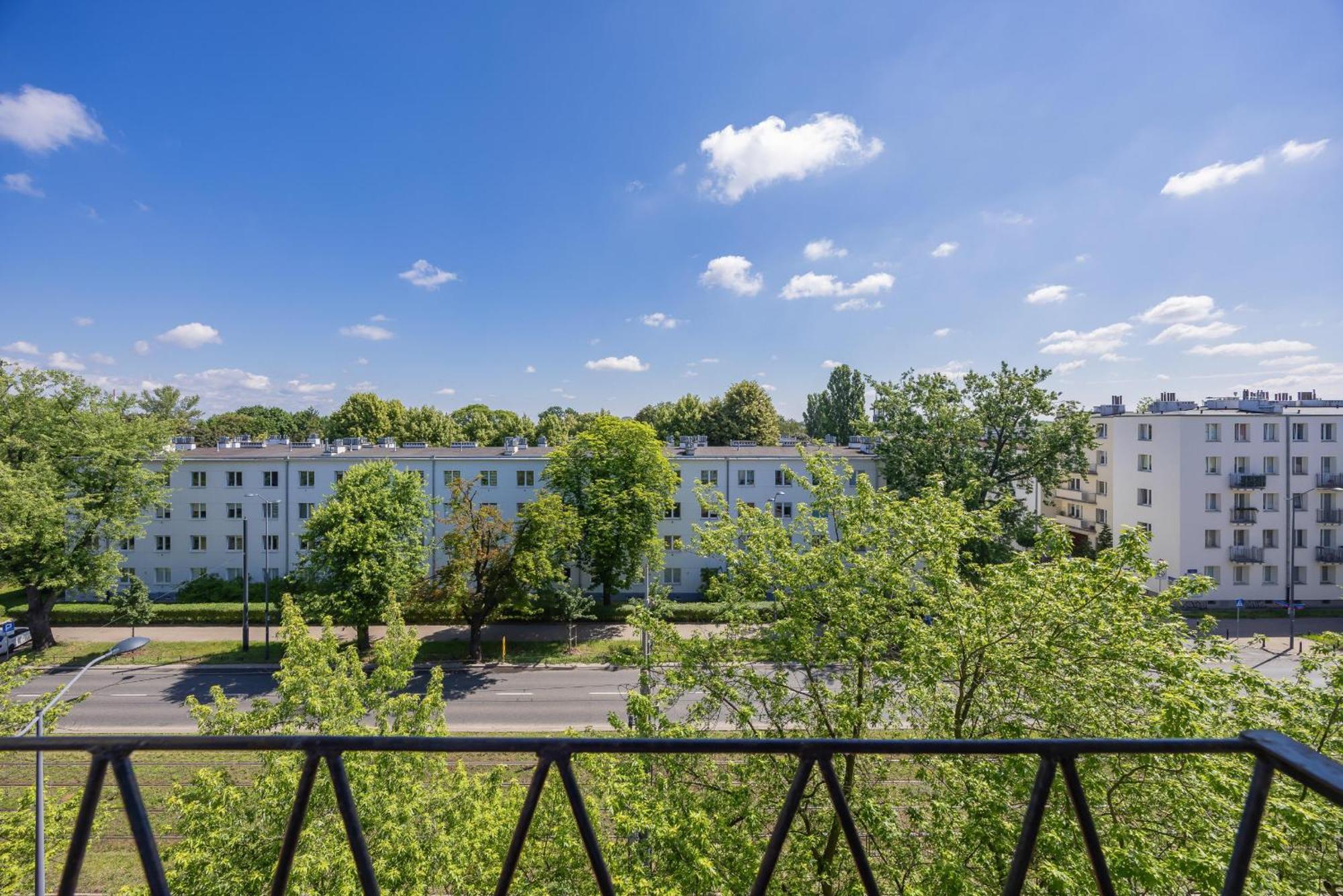 Elegancki Dla 4 Osob W Warszawie By Renters Apartament Warszawa